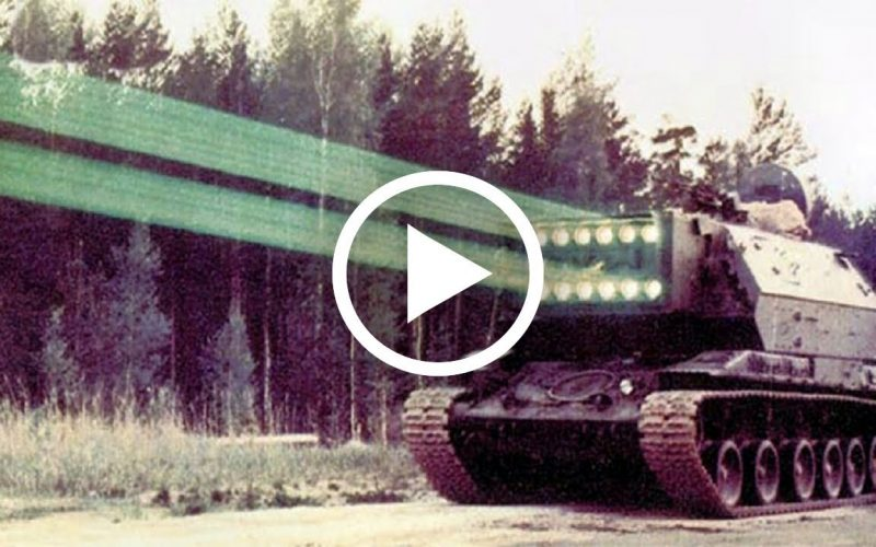 TANCURILE RUSEŞTI topite de ARMA LASER a României, în 1968.