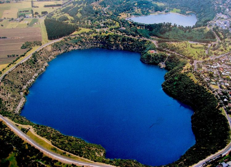 Cada lui Dumnezeu!! Un loc unic in lume care nu a fost atins de schimbarile climatice in ultimii 7.500 de ani!!